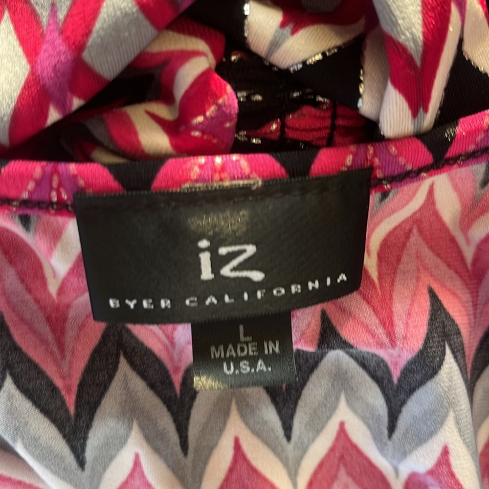 IZ by Byer Chic Chevron Tank Top - Pink, Black, White with Silver Threadng - L - Picture 4 of 4